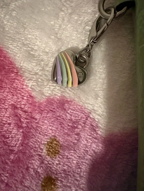 Coach Green Patent Leather Wristlet Clutch - Picture 4 of 5